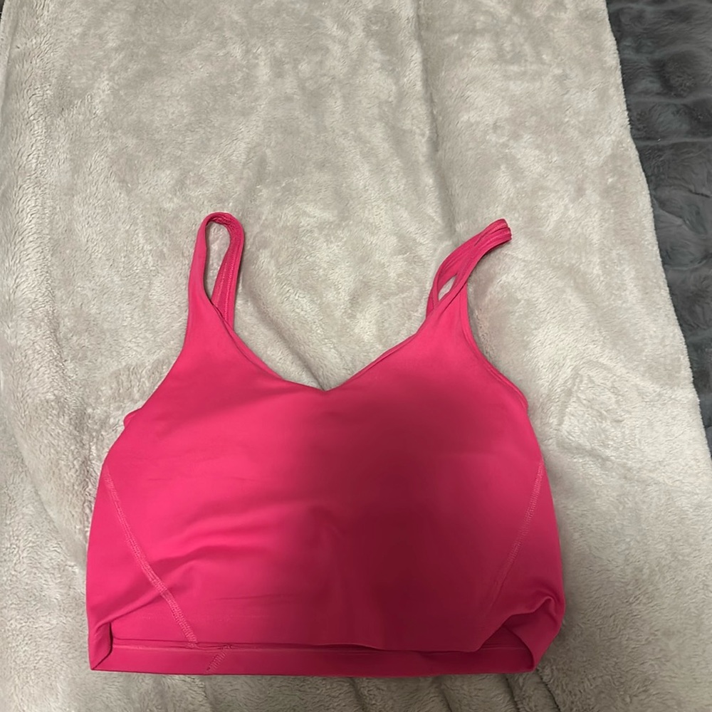 Women’s athletic cropped tank top